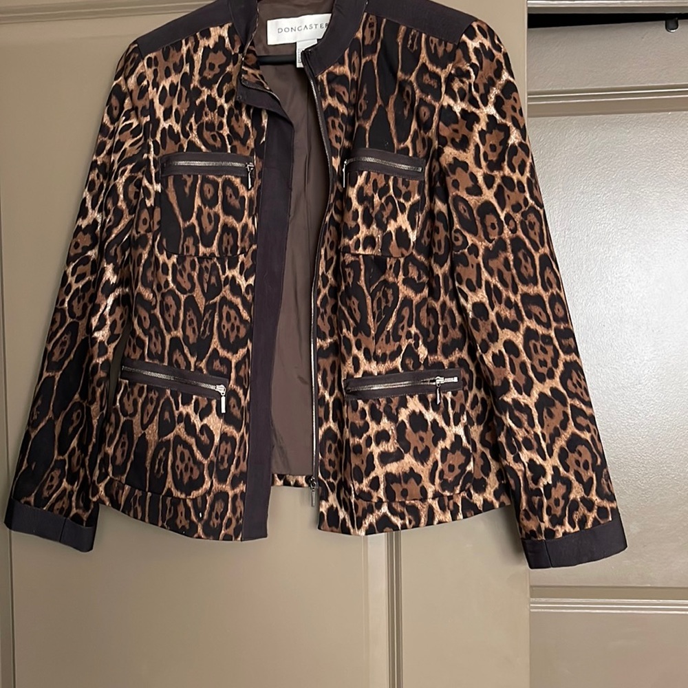 Animal print jacket/blazer